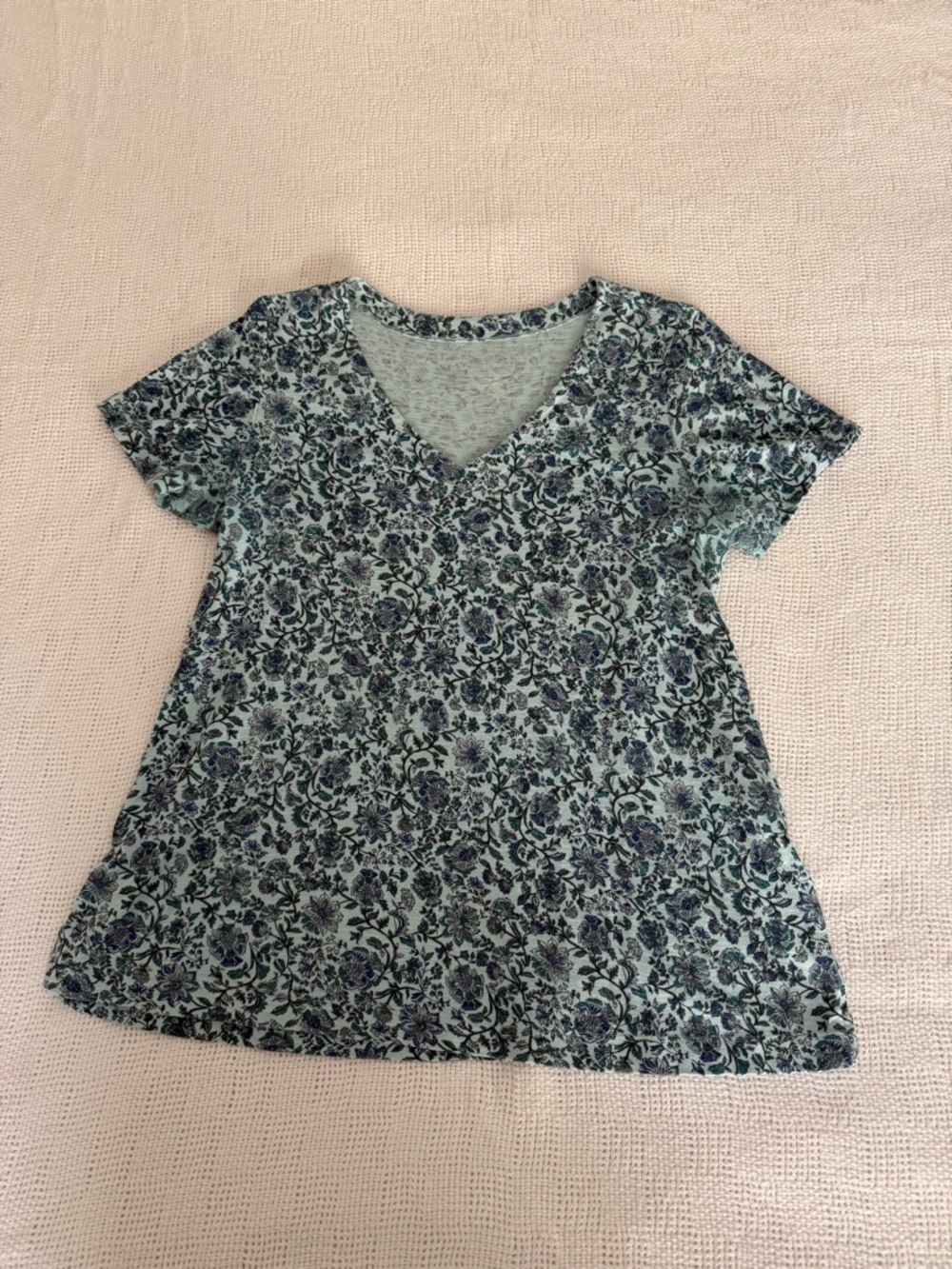 J. Jill Seafoam Green Floral V-Neck Short Sleeve Tee